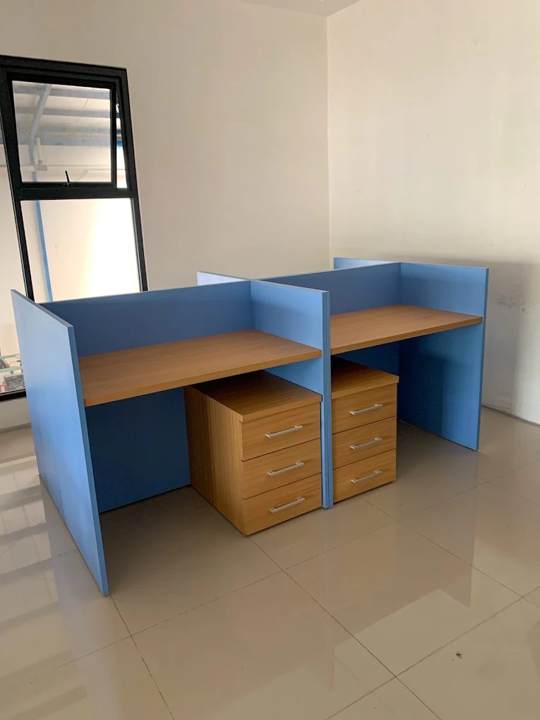 Ruang kerja - meja kantor FRD Furniture